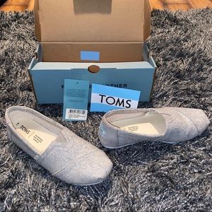 TOMS